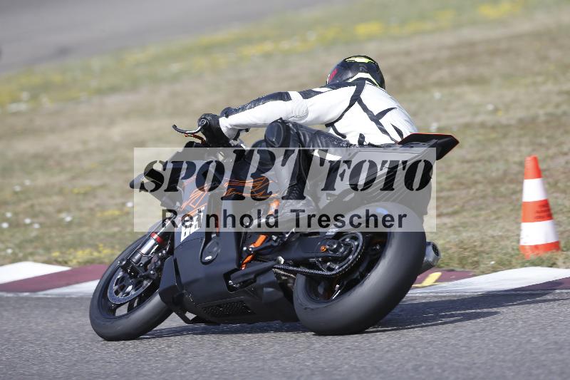 /37 09.08.2026  Pluess Motosport ADR/Freies Fahren/25